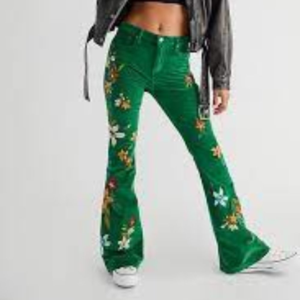 Rare Free People Driftwood green embroidered corduroy flare jeans 25
